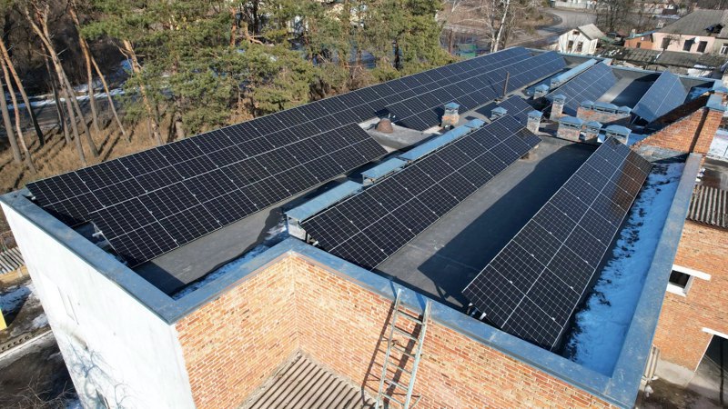 Сонячні електростанції Тростянецької громади заощадили понад 1 млн грн за півріччя 