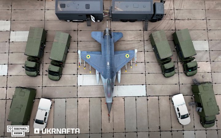 «Повернись живим» передав ЗСУ перші в країні мобільні комплекси для обслуговування літаків нового зразка