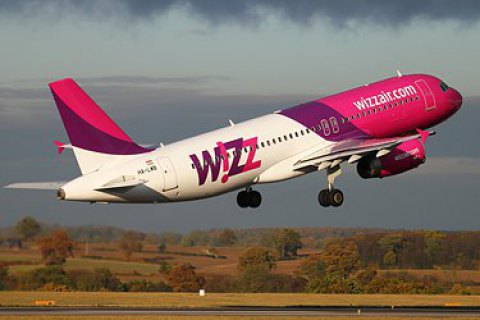 Wizz Air Hungary начала выполнять полеты над Черным морем под ответственностью Украины