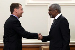 Медведев пообещал Кофи Аннану помочь в урегулировании конфликта в Сирии
