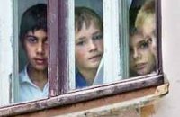 ​Киев будет строить жилье для детей-сирот пополам с государством