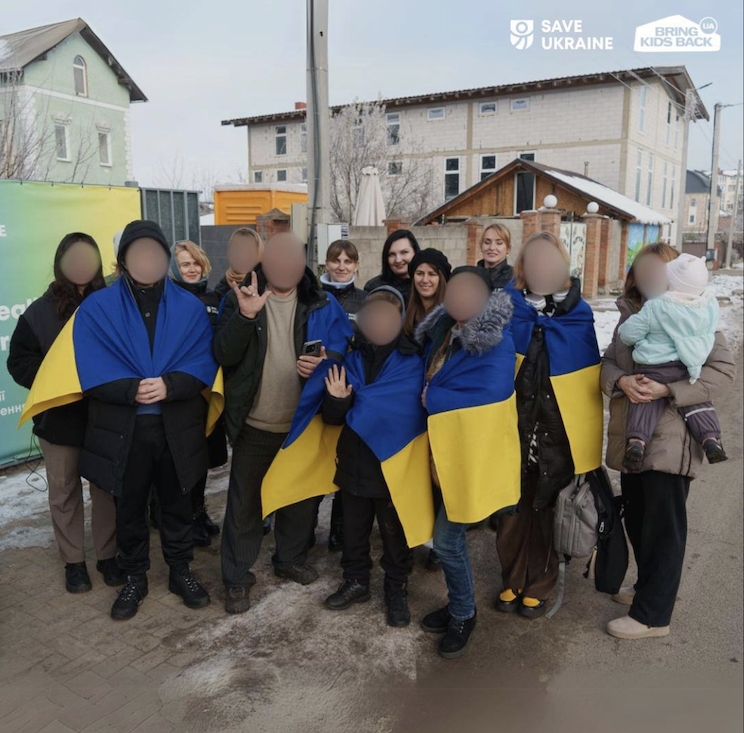 На вільну частину України вдалося вивезти шістьох дітей