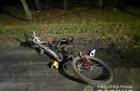 На Черниговщине депутат горсовета сбил насмерть велосипедиста и хотел сбежать