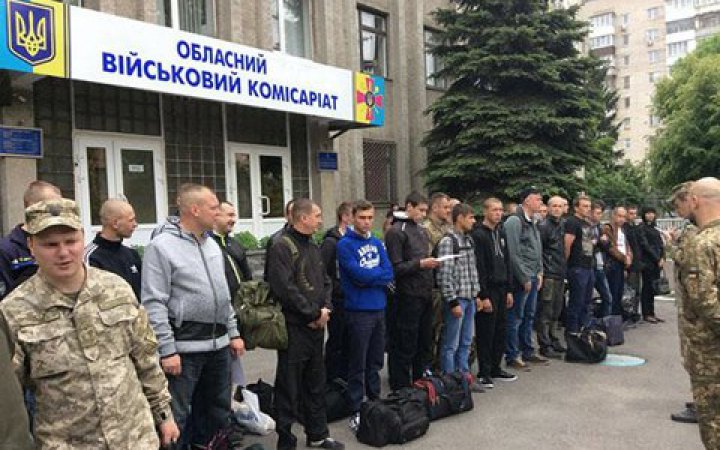 Весняний призов в армію в 2022 році в Україні не проводитиметься