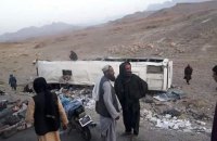 Під час вибуху автобуса в Афганістані загинули 34 людини