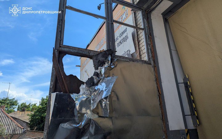 На Нікопольщині окупанти атакували з дрона підрозділ ДСНС 