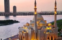 Дрес-код для туристів спричинив суперечки в ОАЕ