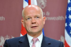 Британські політики ще розмірковують, чи їхати на Євро