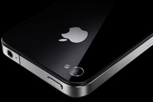У Росії деякі православні демонтують логотип Apple на своїх гаджетах