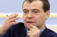 Медведев допустил возвращение графы "против всех"