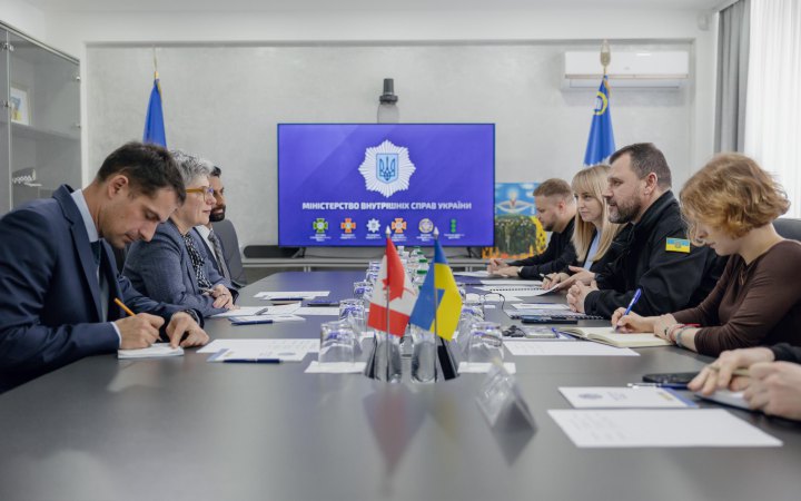 Україна і Канада посилять співпрацю у протидії депортації дітей та торгівлі людьми