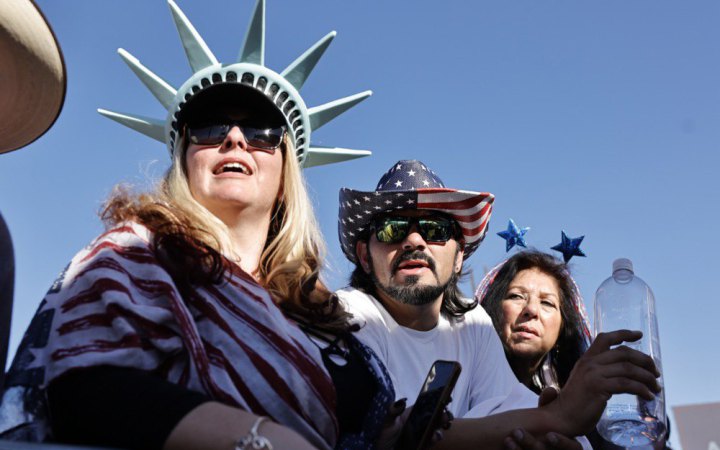 Законодавчі маневри: як Америка готується до проміжних виборів 