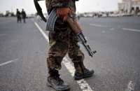 В Йемене террористы напали на военных