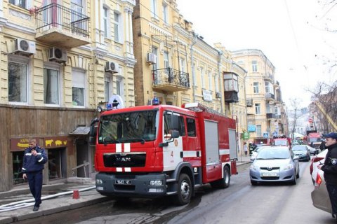 В центре Киева призошел пожар в жилом доме