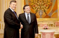 ​Баррозу напомнил Януковичу о соблюдении прав человека 