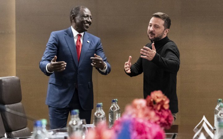 На саміті миру Зеленський обговорив з президентом Кенії можливість створення хабів для українського зерна в портах Африки