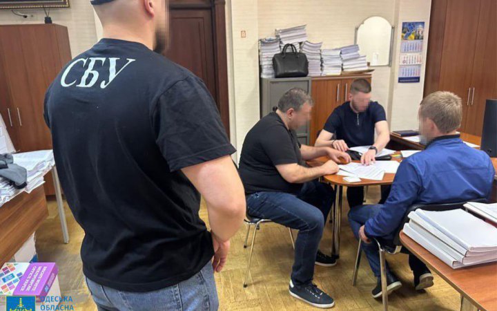 У Одесі викрили місцевого депутата, причетного до шахрайства з нерухомістю