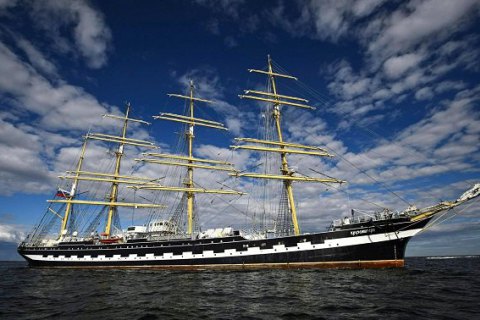 Фінляндія заборонила російському кораблю захід у порт Марієгамна