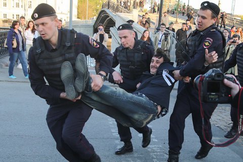 В Москве задержали участников акции против "болотного дела"