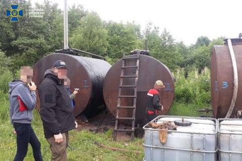 СБУ заблокувала незаконний видобуток нафти в Івано-Франківській області