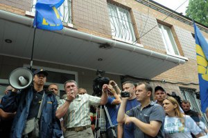 Участники Врадиевской ходы идут "увольнять" Захарченко