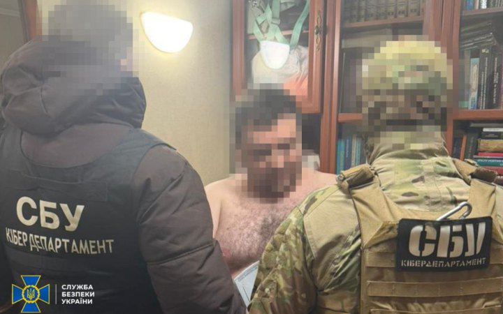 У Києві затримали інженерів за підозрою у допомозі ворогу відновлювати пошкоджені НПЗ в Росії