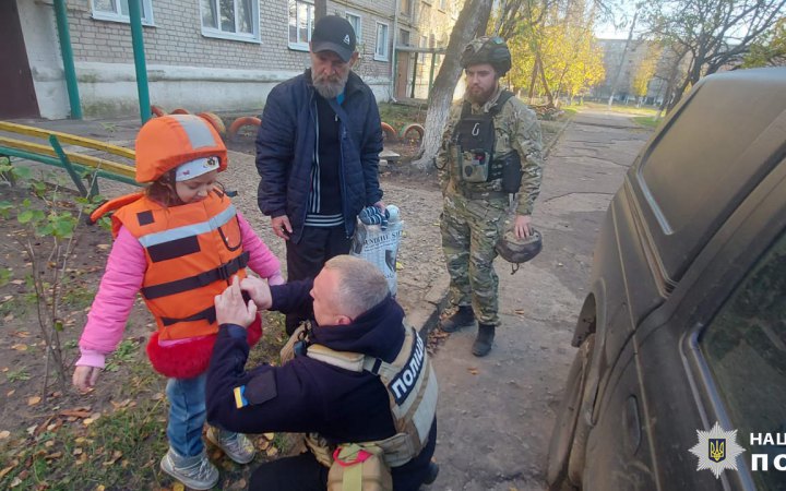 На Харківщині евакуювали 12 дітей