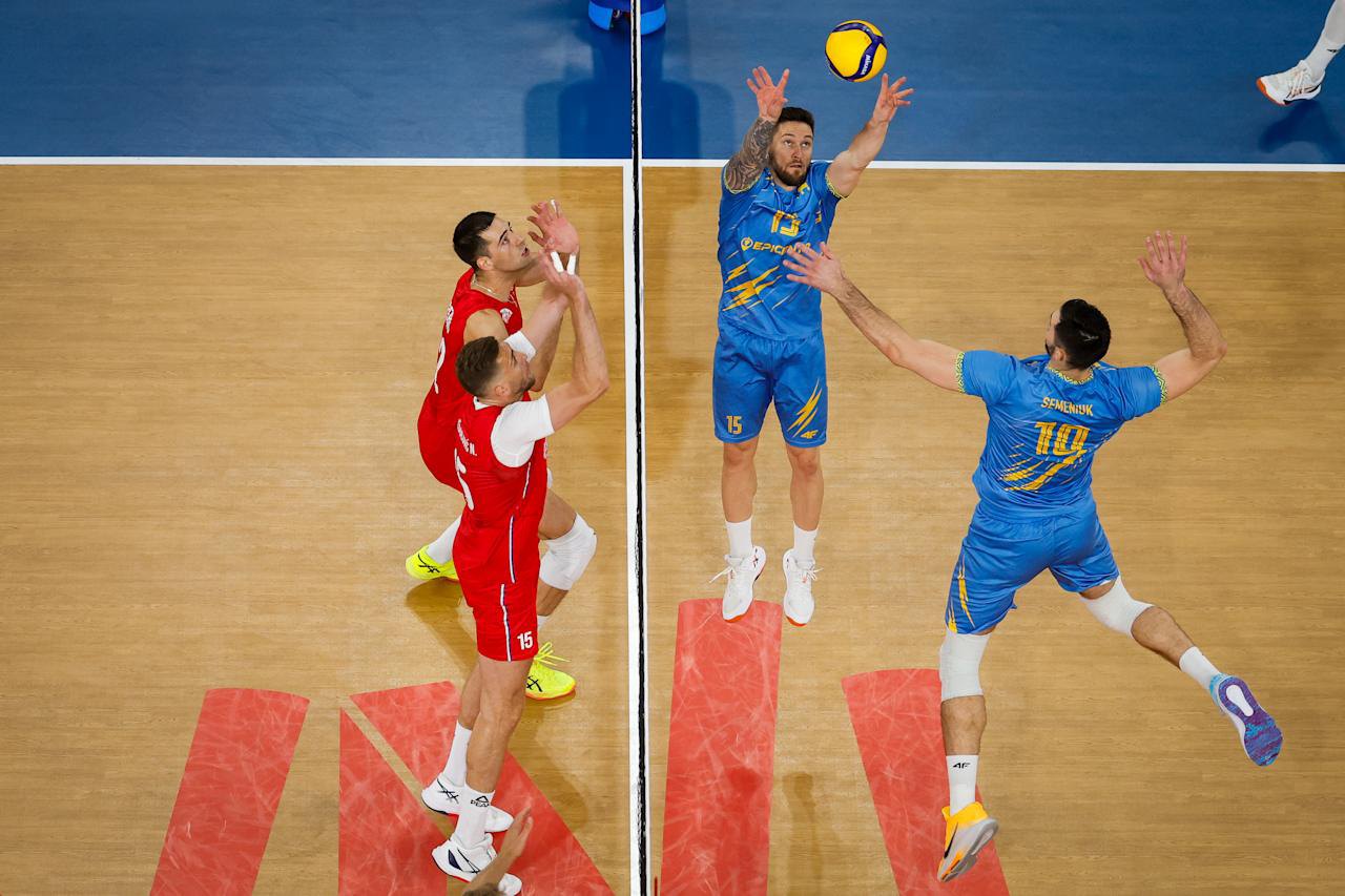 Збірна України грає проти команди Сербії в Лізі націй