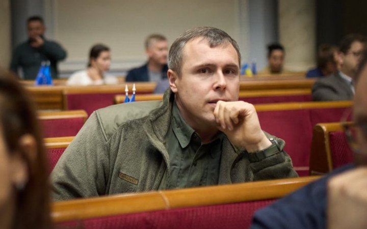 ​Роман Костенко: “Звільнення командувачів у Facebook може призвести до негативних наслідків”