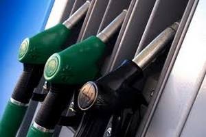 Зростання цін на бензин у четвер сповільнилося