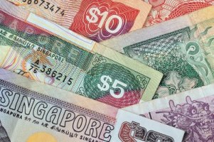 В валютные резервы хотят включить сингапурские доллары