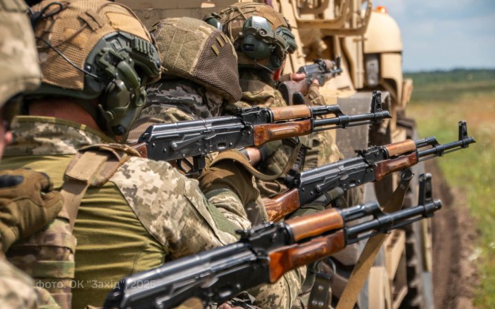 Генштаб: майже половина боєзіткнень від початку доб - на Покровському напрямку