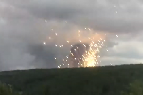 Взрывы на складах боеприпасов в России прекратились