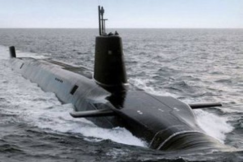 Российская подводная лодка начала учения в Черном море на фоне Sea Breeze