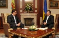 Янукович в день рождения встретился с и.о. президента Молдовы