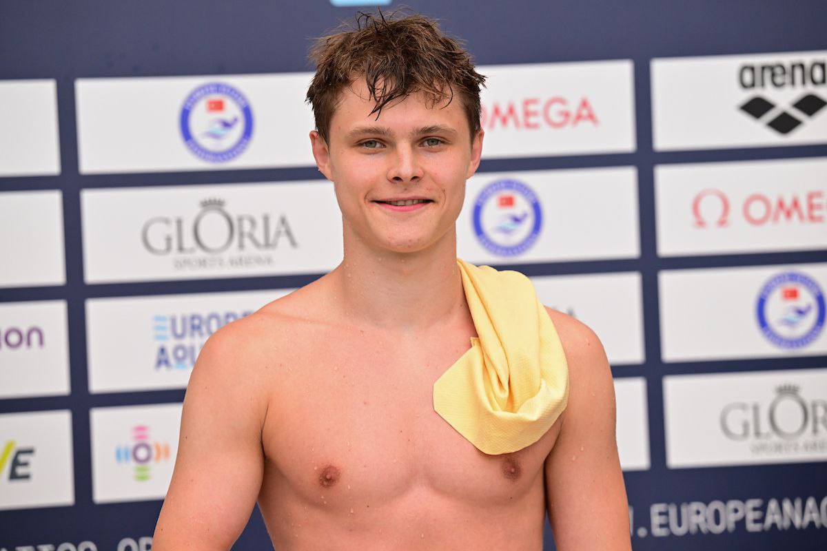 Український стрибун у воду Олексій Середа