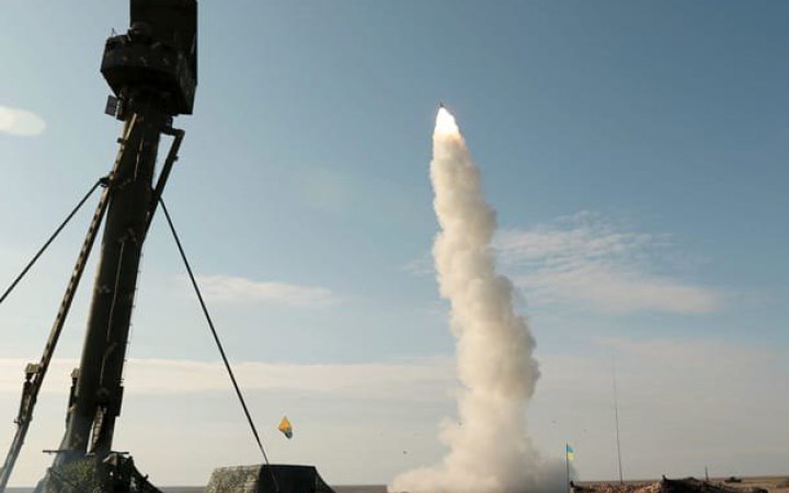 Над Дніпропетровщиною ППО збила дві ворожі ракети, — ОВА (оновлено)