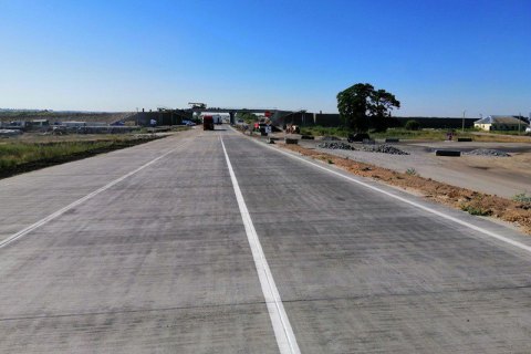 "Укравтодор" открыл для проезда 12 километров бетонной дороги Днепр-Решетиловка