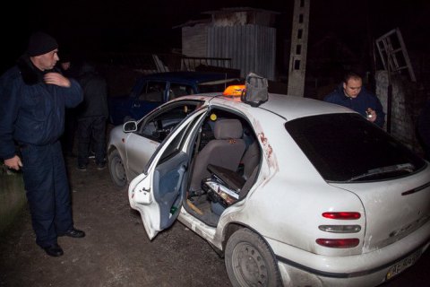 В Днепре пассажир такси ударил водителя ножом и угнал его автомобиль
