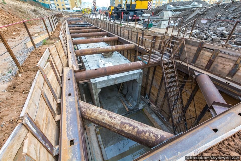 Будівництво метро на Виноградар