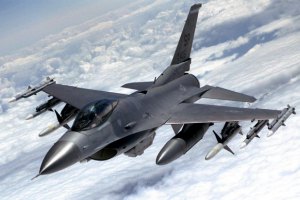Данія відправить у Прибалтику шість винищувачів F16