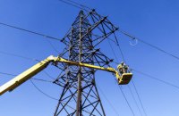 ДТЕК відмовився від планового ремонту електромереж у Києві та області на зимові свята