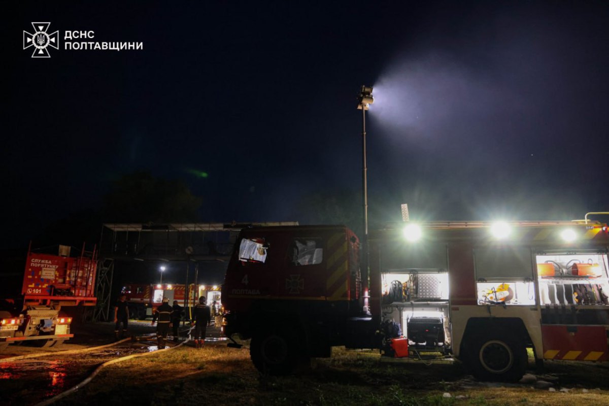 Рятувальники на місці російської атаки на Полтавщині