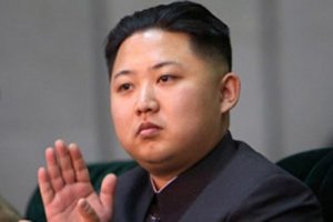 Ким Чен Ына заметили в Пхеньяне в компании неизвестной женщины