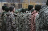 Умєров відзначає високу ефективність контрактників віком 18-24, яка підтверджена на полі бою