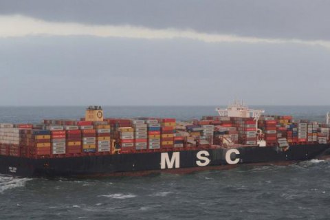 У Північному морі суховантаж загубив контейнери з отруйними хімікатами
