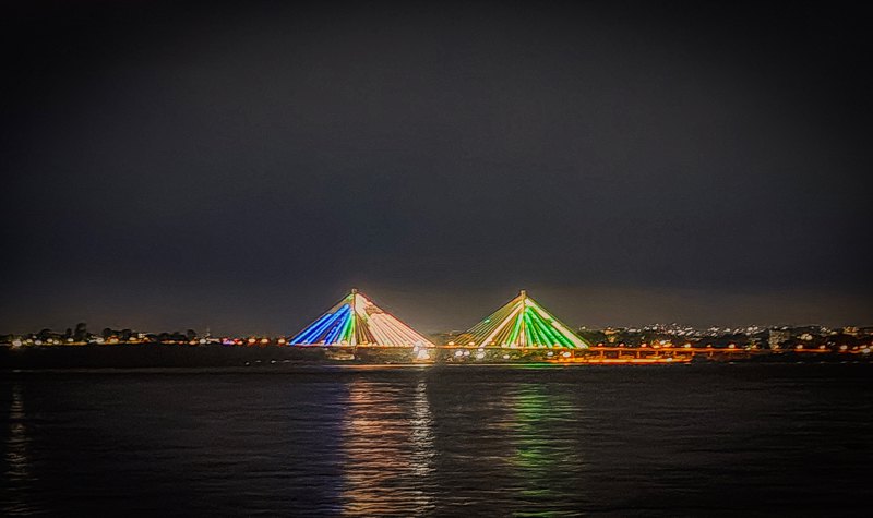 Річка Конго з видом на Браззавіль з Кіншаси