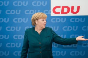 Европа не смирится с аннексией Крыма Россией, - Меркель