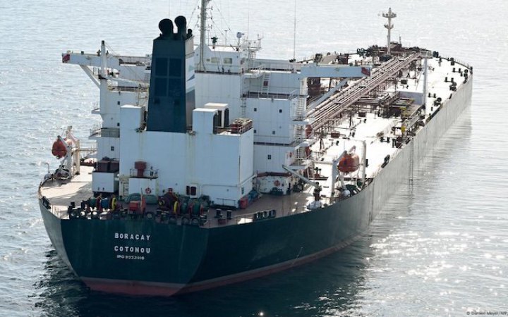 Зеленський: розвідка України передала Франції дані про російський танкер, на борту якого перебували спецслужбісти