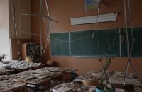 Росіяни зруйнували дві школи і дитячі садочки у Херсоні